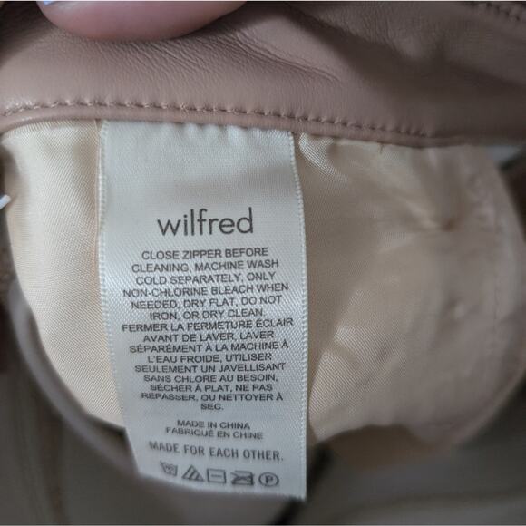 Aritzia Wilfred Pink High Rise Vegan Leather Melina Pant - Picture 5 of 5